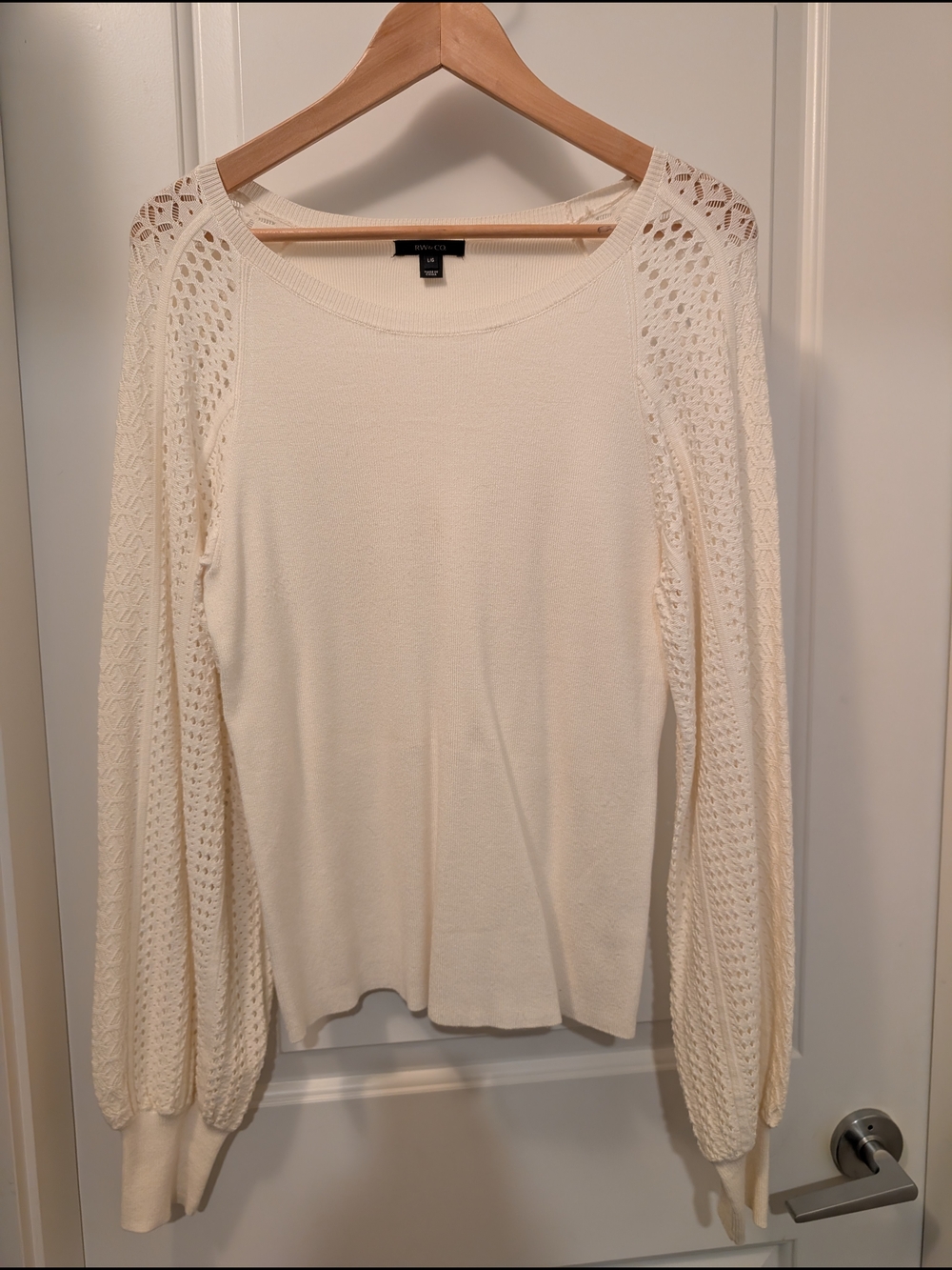 RW&CO. Cream Ribbed Knit Top